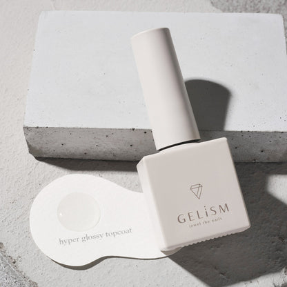GELiSM Hyper Glossy Top Coat T01 on white background