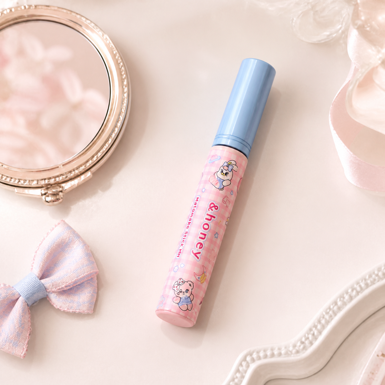 &honey Matomake Stick 4.0 MH MOMOREI on a pastel vanity
