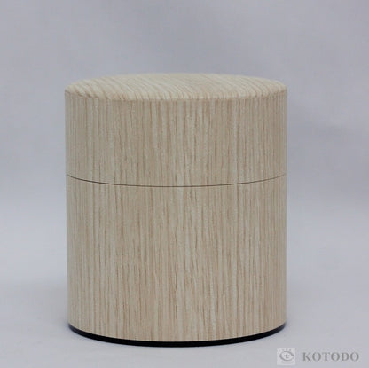 Official KOTODO photograph of 150g Oak canister