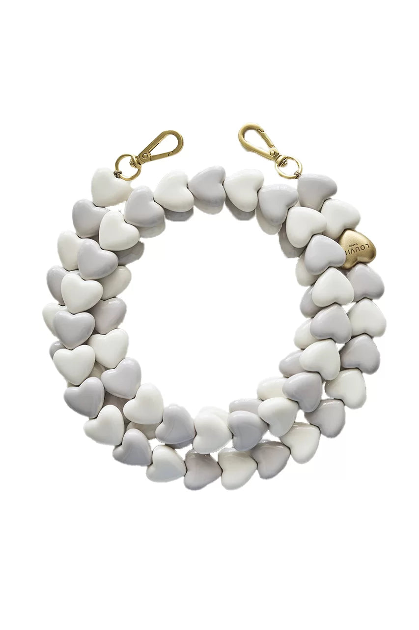 Louvini Paris CUORE Gray-White Japan-exclusive chain on white background