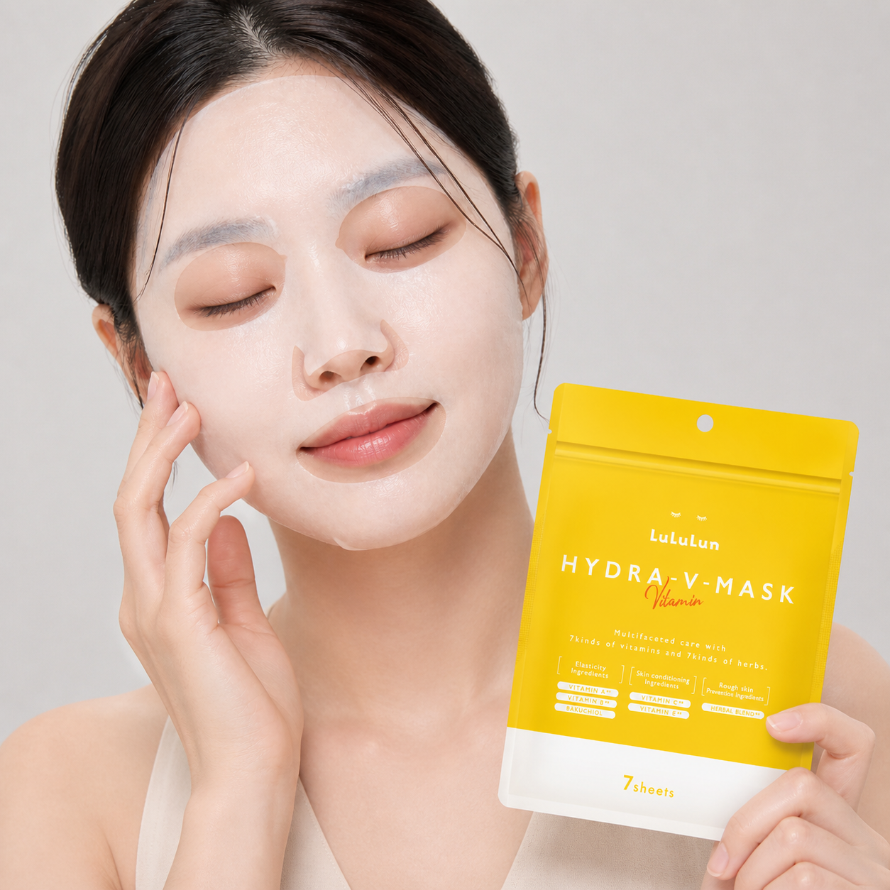 Model using LuLuLun Hydra V Mask