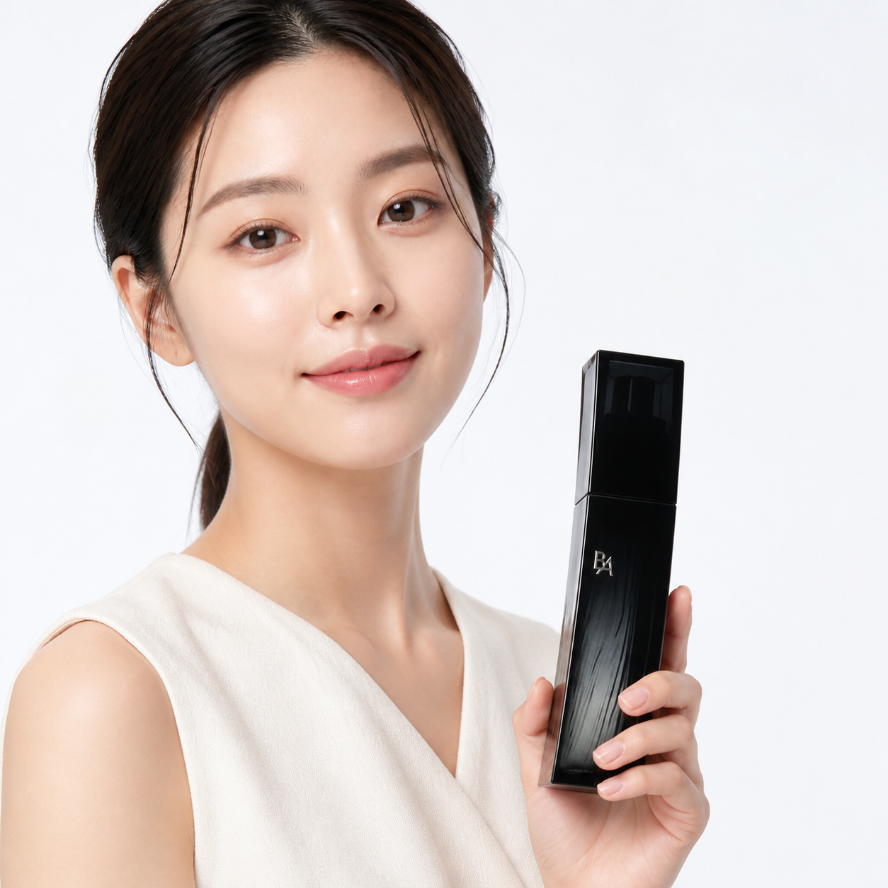 Japanese model holding POLA B.A Lotion Immerse