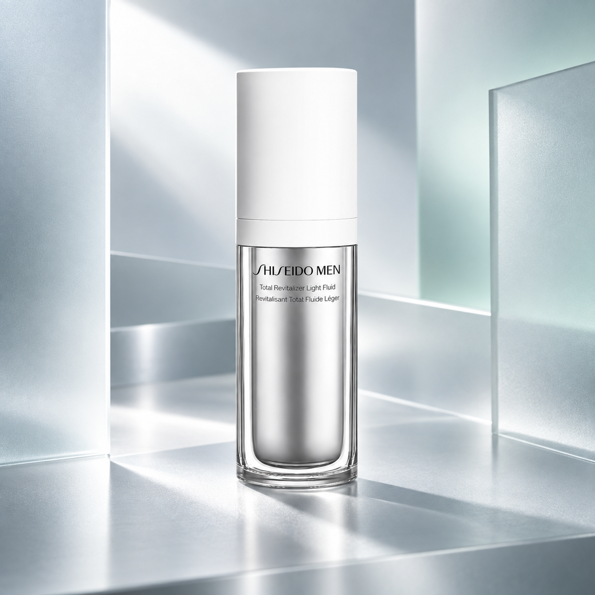Conceito de acabamento limpo e não pegajoso do Total R Light Fluid N da SHISEIDO MEN