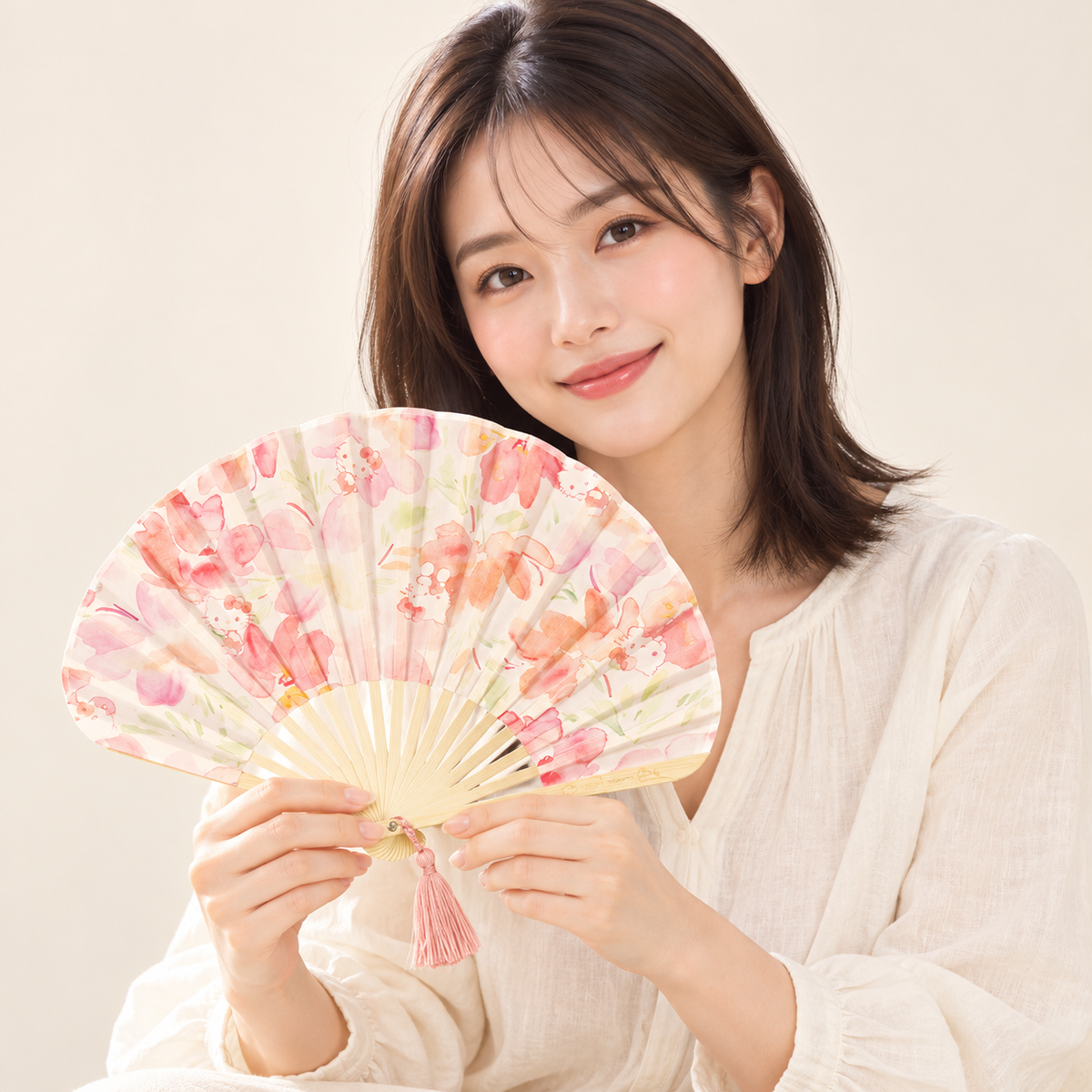 Wpc. Hello Kitty pink floral folding fan - model