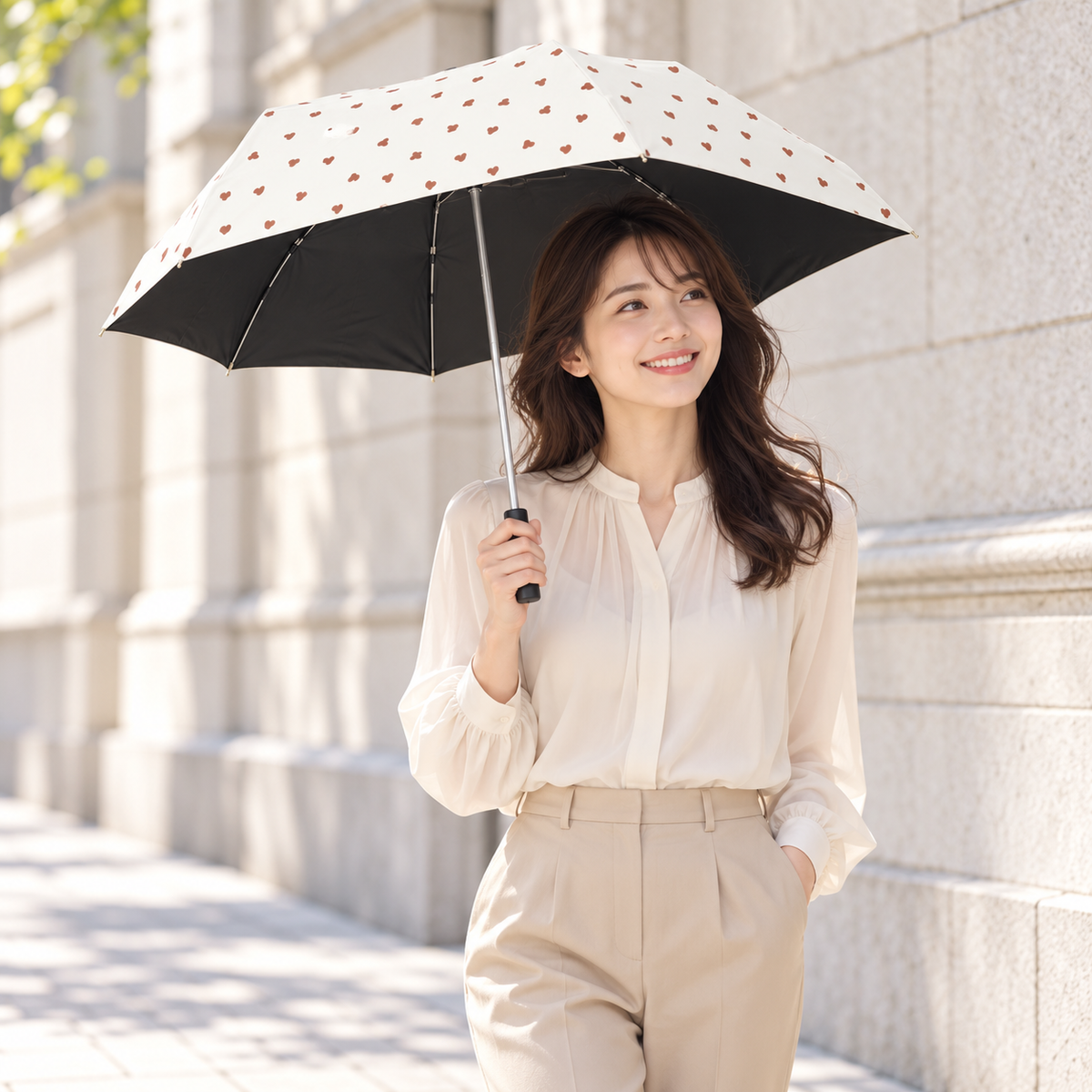 Styling illustration of Wpc. Jaggy Heart parasol in use